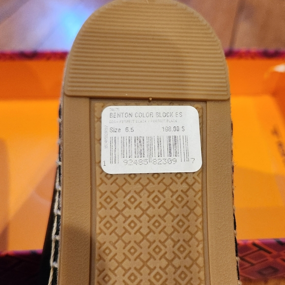 NWT TORY BURCH LOAFERS - Picture 5 of 5